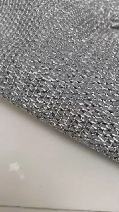 Heavy-Duty Wire Scrubber Dishwashing Mitts – Heat Resistant Steel Wire Cleaning Gloves for Pots, Pans, Grills, and Kitchen Tasks